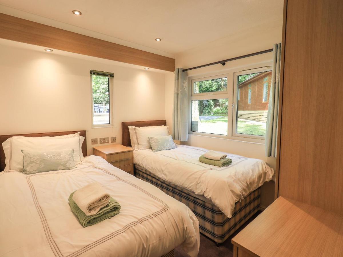 Forest Pines Lodge Боунес-он-Уиндермер Экстерьер фото